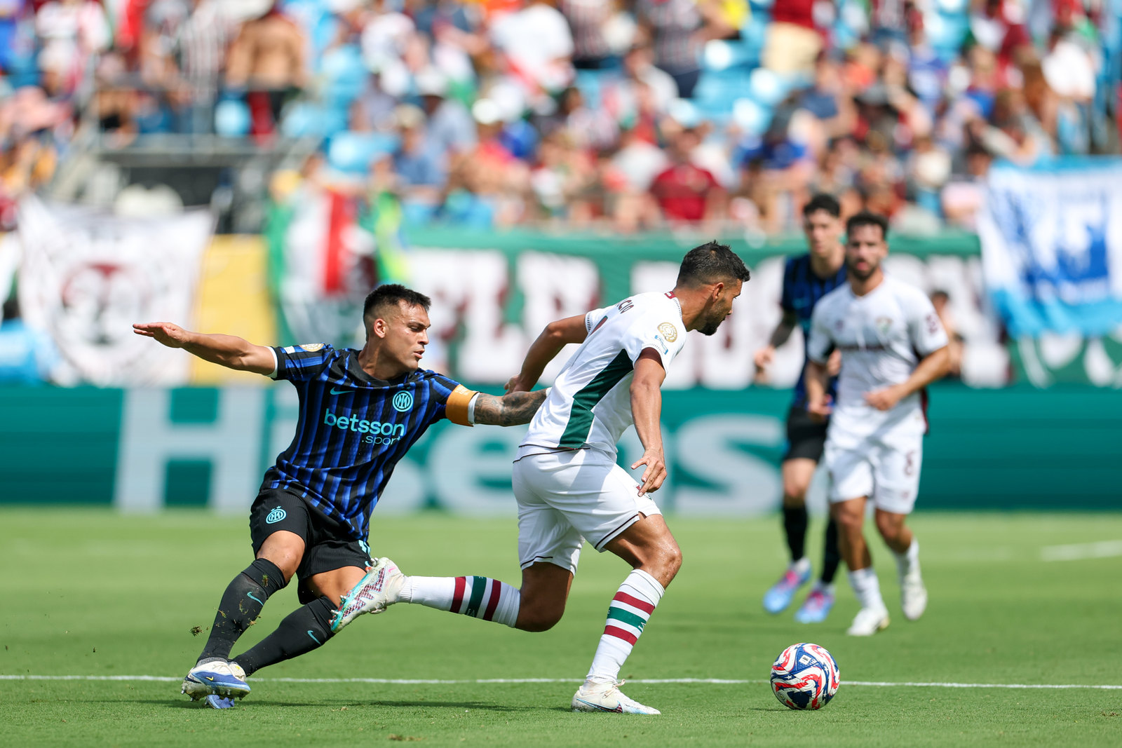 马赛迎亚冠关键赛，冲刺阶段防线松动，震撼外界，阵容厚度经受考验 -九博app下载